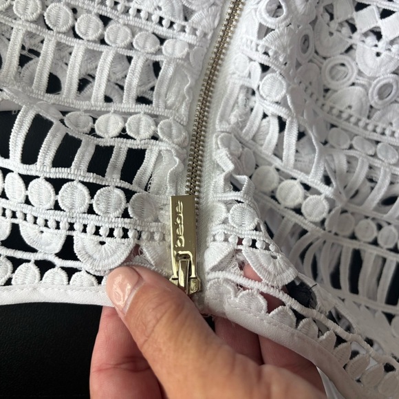 Womens Bebe White Crochet Lace Sheer Sleeve Top Size Medium - Picture 4 of 8